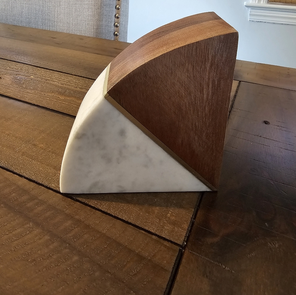 Bookend